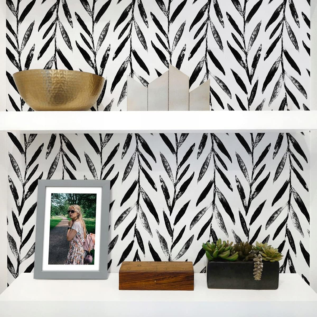 Black and White Peel and Stick Wallpaper Leaf Contact Paper 17.7 Inch × 393.6 Inch Black and White Contact Paper Peel and Stick Wallpaper for Bathroom Self Adhesive Decorative Wall Paper